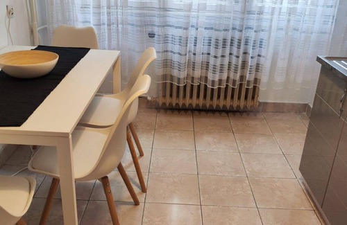 Stari Grad Apartment | Cozy apartment few steps from pedestrian zone in the quiet area.