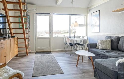 Sandkaas Apartment | Cozy Apartment In Allinge With Wifi