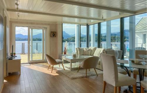Ulstein Municipality Apartment | Cozy Apartment In Gurskøy With Sauna