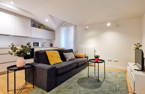 Zarautz Apartment | Cozy Apartment in Historic Center, 5-Minute Walk to Zarautz Beach