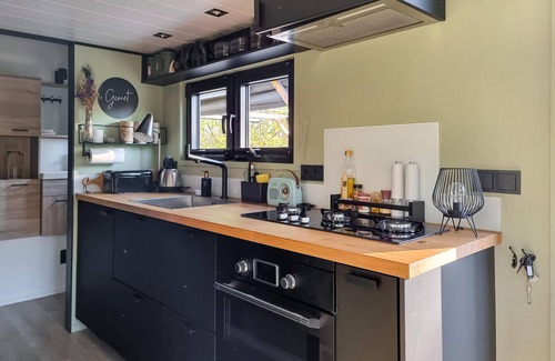 Lieren Apartment | Cozy apartment in Lieren with WiFi