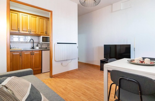 Pradollano Apartment | Cozy apartment in Monachil with WiFi