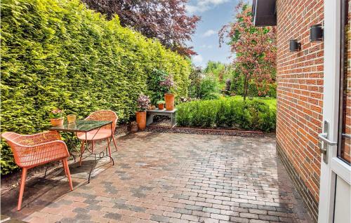 Surhuisterveen Apartment | Cozy Apartment In Surhuisterveen