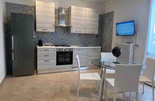 San Faustino-Madonnina-Quattroville Apartment | Cozy apartment in strategic location