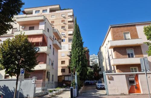Blloku Apartment | Cozy apartment in the heart of Bllok