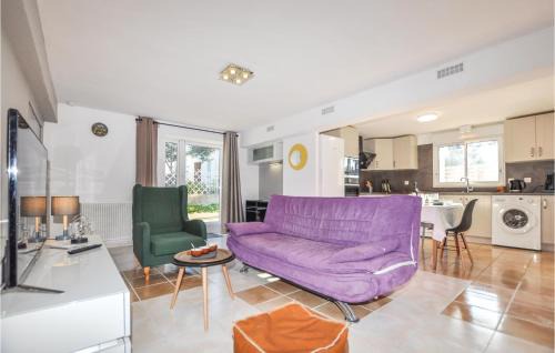 Vinassan Apartment | Cozy Apartment In Vinassan With Wifi