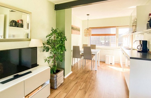 Zoutelande Apartment | Cozy apartment in Zoutelande with WiFi