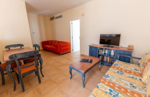 Puerto de Pollensa Apartment | Cozy apartment near the sea with wifi and pool