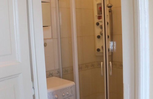 Szeged Apartment | Cozy apartmento with private parking.