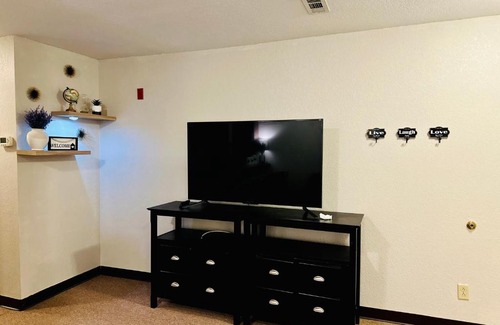 Gatlinburg - Pigeon Forge Apartment | Cozy Apt for a peaceful getaway