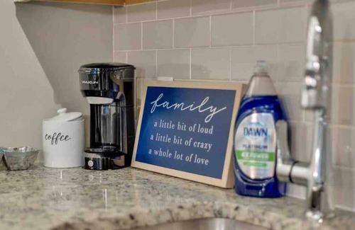 North Buckhead Apartment | Cozy Apt in Buckhead Minutes From Lenox Mall