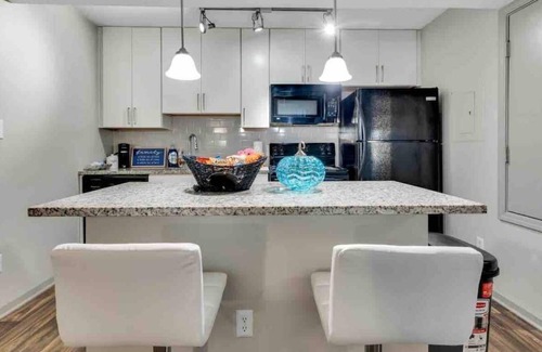 North Buckhead Apartment | Cozy Apt in Buckhead Minutes From Lenox Mall