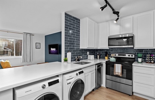St. Louis Apartment | Cozy Apt Near SLU Hospital & Major Hospitals 🏥