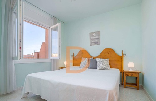 Empuriabrava Apartment | Cozy Attic in Empuriabrava Close to the Sea