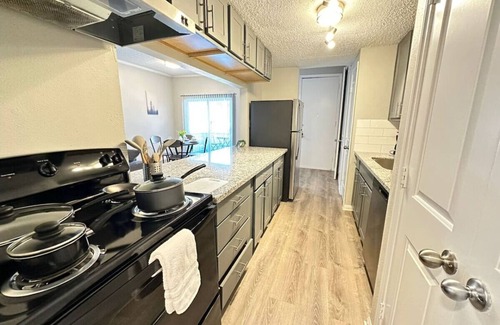 Nassau Bay Apartment | Cozy Bay House Apt in Houston near Kemah Boardwalk