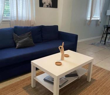 Jacksonville Beach Apartment | Cozy Beach Hideaway - 1 block to the beach
