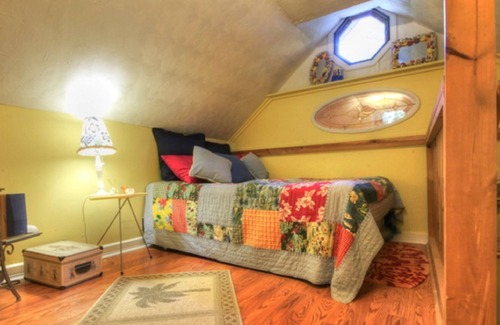 Tiny Cottage | Cozy Beachfront Cottage
