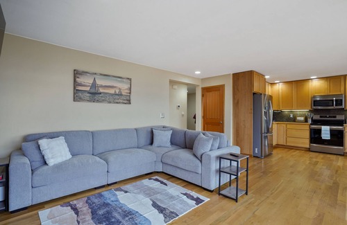 Navy Yard City House | Cozy Bremerton Home with Water Views