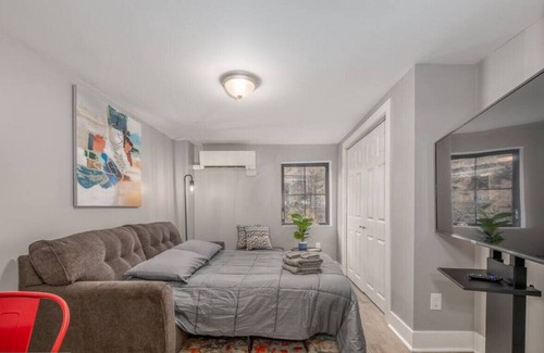 Augusta Apartment | Cozy & Budget Studio | Downtown Augusta