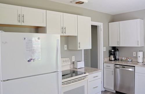 Forest Hills House | Cozy Bull City Home*1.5 mi to Duke* Dog friendly