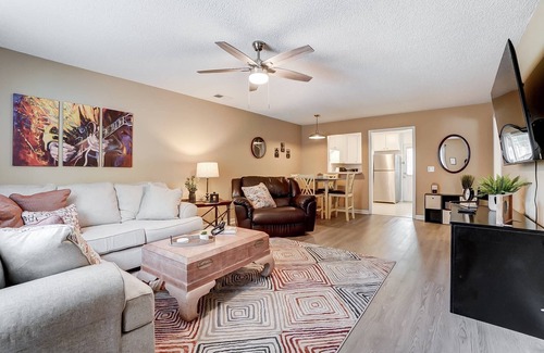 Wingate Apartment | Cozy Bungalow in Wingate w Patio, Grill, Firepit - Easy Access To Bypass & Monroe! 10% Off until Nov