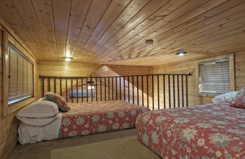 Carmel Cabin | Cozy Cabin 5 - Jack's Peak