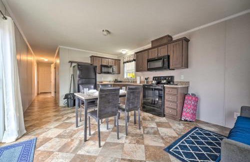 Cassopolis House | Cozy Cabin Community Pool and Lakefront Beach!