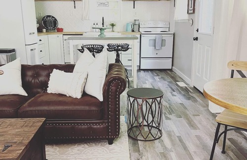 Franklin Cabin | Cozy Cabin in Leipers Fork, TN