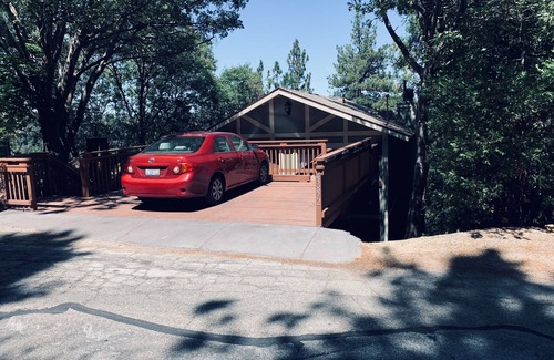 Crestline Cabin | COZY CABIN NESR LAKE GREGORY