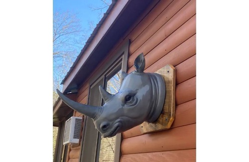 Bryson City Cabin | Cozy cabin tucked away in rustic Bryson City, NC mountain resort. Watch video.