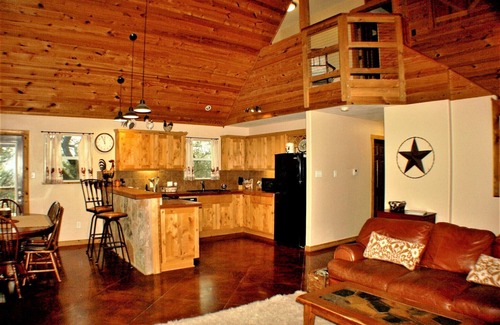 Jonestown House | Cozy Cabin with Fireplace & Views of Lake Travis