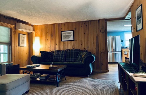 Robbinsville House | Cozy Cabin With Incredible Views - Hikers/Bikers/Anglers/Hunters Welcome