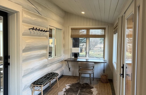 Wilson Cabin | Cozy Cabin with Privacy and a View.in Wilson