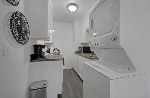 Northside Apartment | Cozy Casita Near Daiken Park