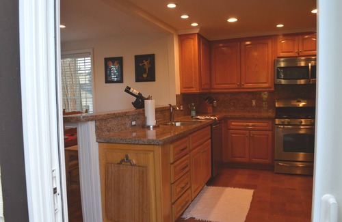 Twin Peaks House | Cozy Cedar Lane Landing is nestled in Twin Peaks with all the amenities of home!