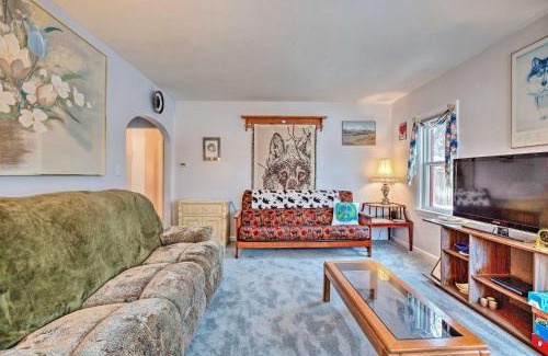 Cedarburg House | Cozy Cedarburg House - Walk to Historic Downtown!