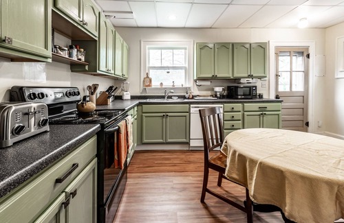 Meridian-Kessler House | Cozy Century-old Home in Meridian-Kessler Neighborhood
