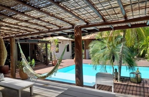 Arraial d'Ajuda Ski Chalet | Cozy Chalet in Arraial d'Ajuda