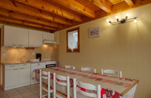 Morillon Ski Chalet | Cozy chalet in Morillon, 2 bathrooms, parking, Wifi, near the lake
