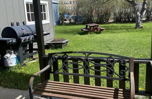 Rose Park House | Cozy, charming 3BR, 2B home blks from downtown Missoula, U of M, lots of shops