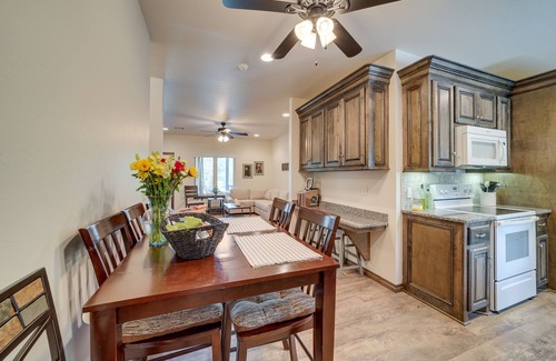 Checotah House | Cozy Checotah Retreat w/Deck Near Eufaula Lake