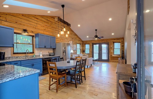Epworth Cabin | Cozy Chic Cabin Retreat on 7 acres with hot tub. Pet-friendly.