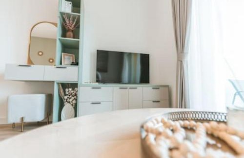 The Greens Apartment | Cozy Chic Studio with Balcony The Greens Dubai