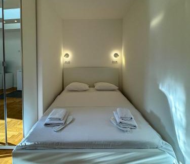 Dorcol Apartment | Cozy City Center Apartment