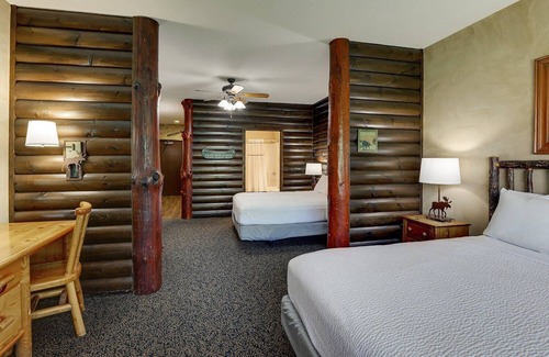 Columbia Hotel | Cozy Columbia Stay w/Rustic-Charm Suites & Modern Amenities | 3 Units