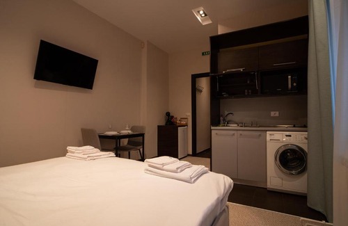 Skadarlija Apartment | Cozy, Comfortable Apt Skadarlija