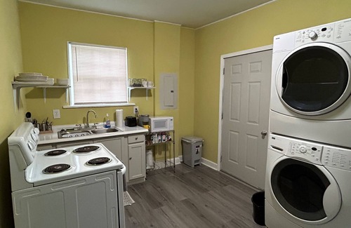 Huntsville Condo | Cozy Condo/Centrally Located