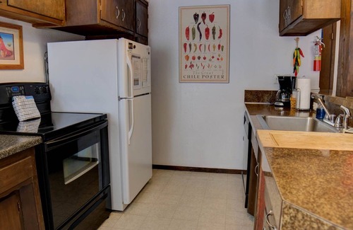 Angel Fire Condo | Cozy Condo close to the Chair Lift