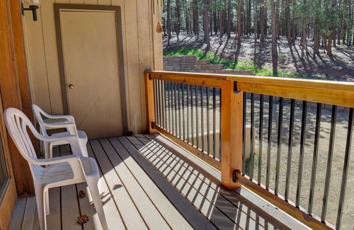 Angel Fire Condo | Cozy Condo close to the Chair Lift
