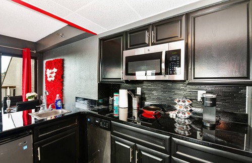 Florida Center Condo | Cozy condo in perfect Orlando with WiFi, fitness room